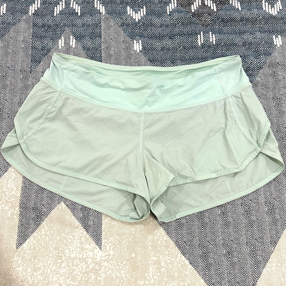 Lululemon mint colored shorts